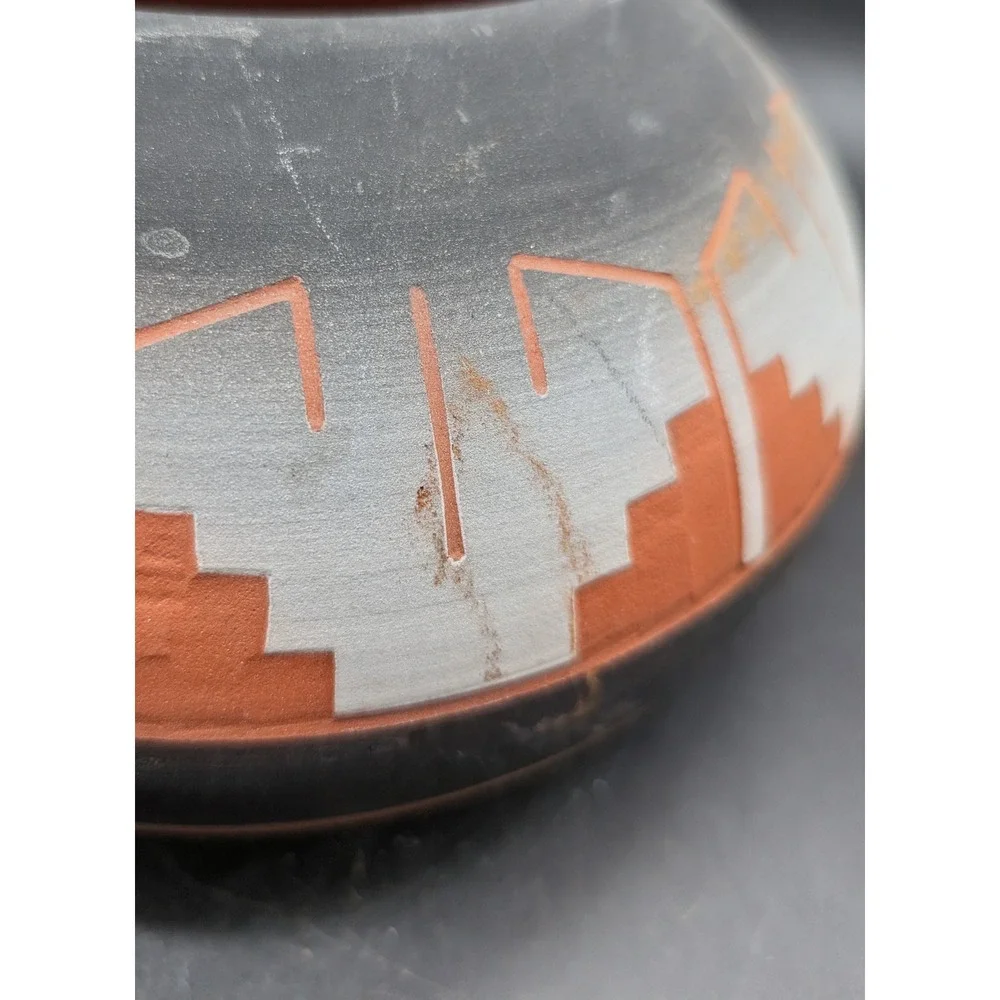 Southwestern Etched Terracotta Seed Pot Signed Geometric Clay Pottery Red Grey